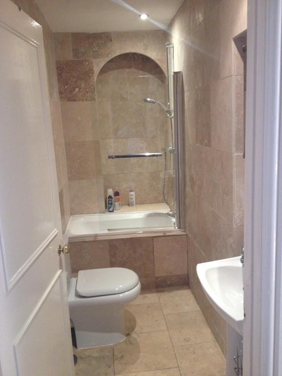 City Centre - Rivers Street, Quiet 2 Bed Ground Floor Georgian Garden Apartment 바스 객실 사진